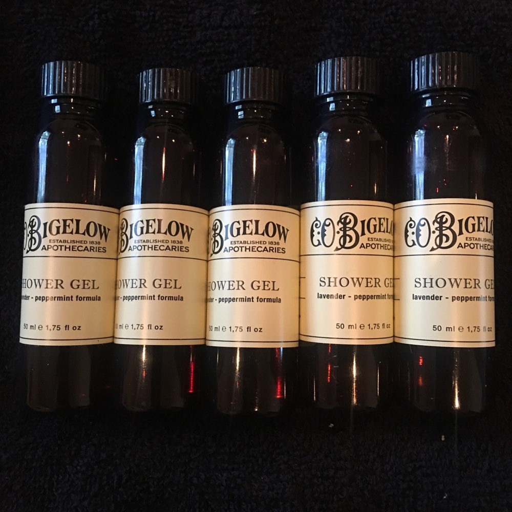 Co bigelow body wash set of 5 brand neww💦👌🤗